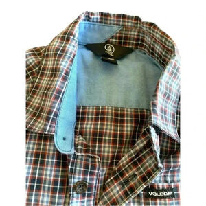 [5 for  $25] Volcom board button down shirt, size medium, EUC